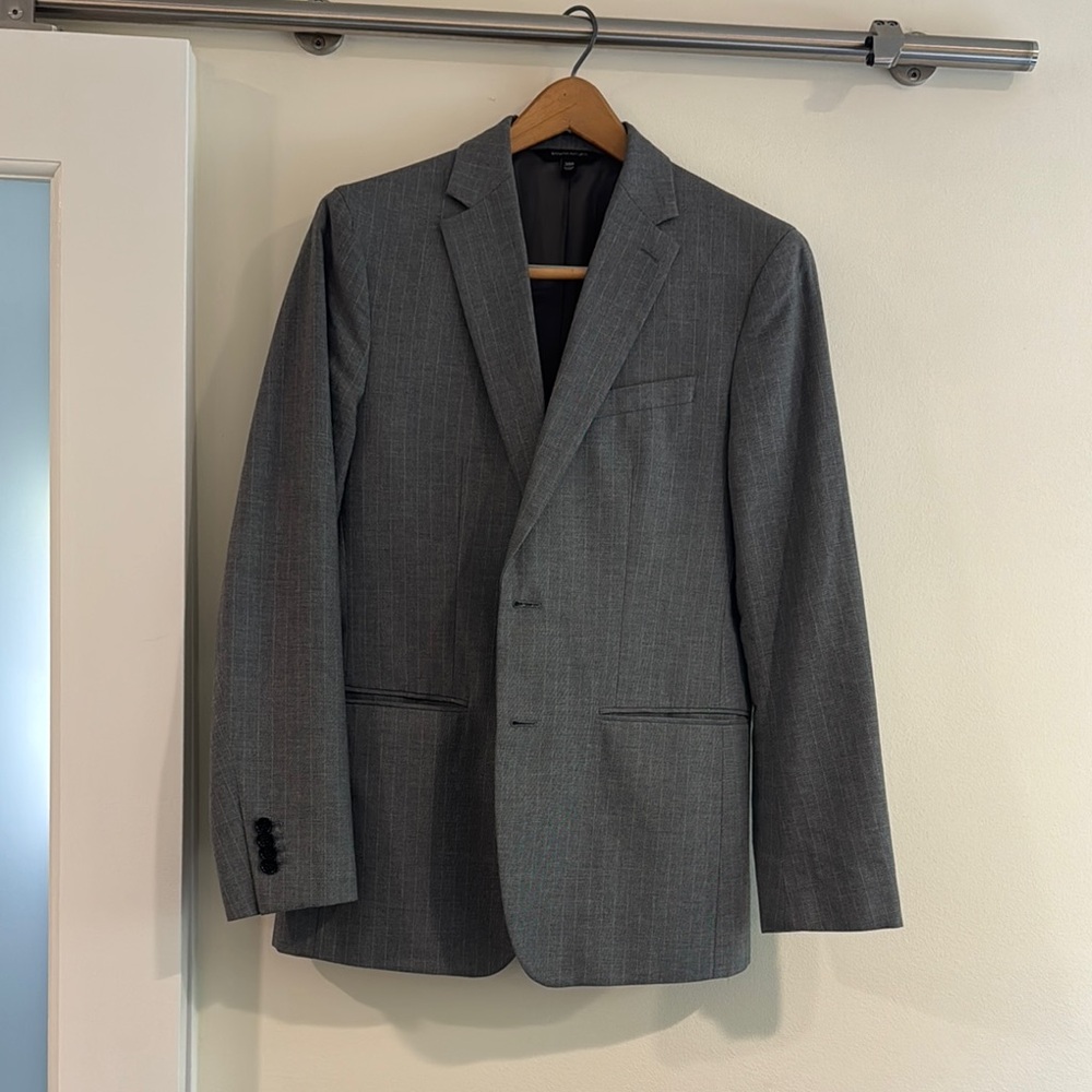 Classic Gray Men's Blazer